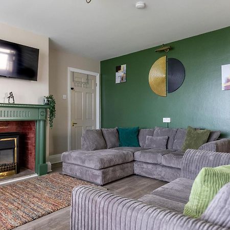 Beachfront Apartment - Ground Floor Apartment With Sea Views, Next To The Beach, Bridlington, North Yorkshire Bessingby المظهر الخارجي الصورة