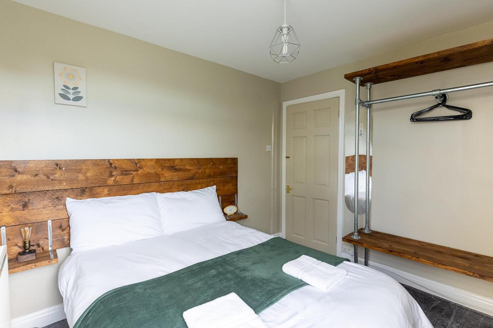 Beachfront Apartment - Ground Floor Apartment With Sea Views, Next To The Beach, Bridlington, North Yorkshire Bessingby المظهر الخارجي الصورة
