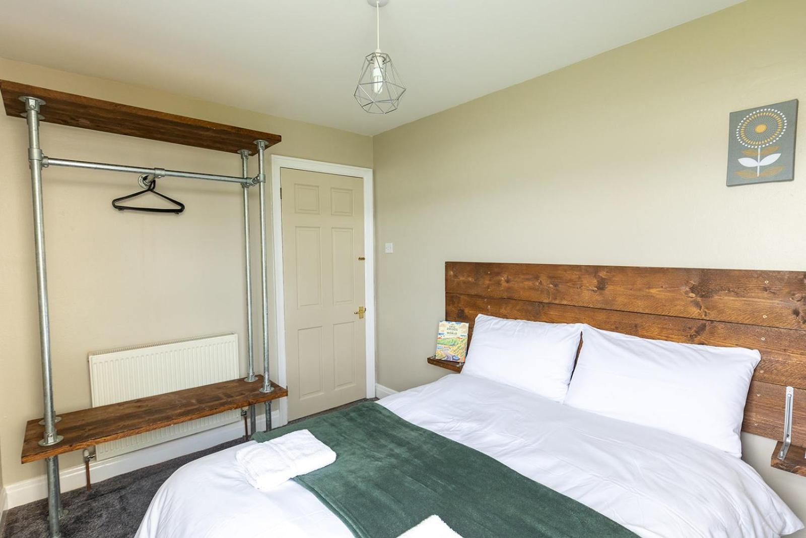 Beachfront Apartment - Ground Floor Apartment With Sea Views, Next To The Beach, Bridlington, North Yorkshire Bessingby المظهر الخارجي الصورة