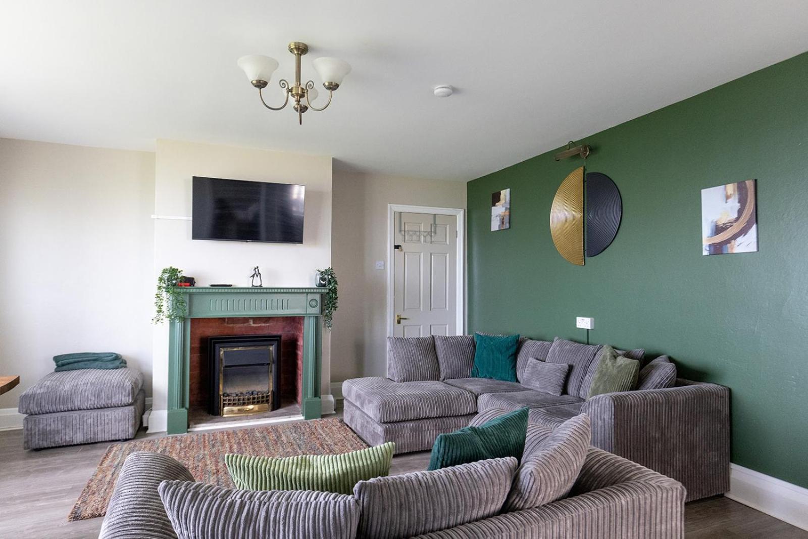 Beachfront Apartment - Ground Floor Apartment With Sea Views, Next To The Beach, Bridlington, North Yorkshire Bessingby المظهر الخارجي الصورة