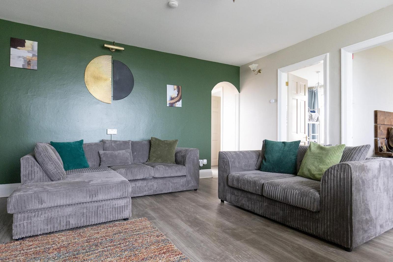 Beachfront Apartment - Ground Floor Apartment With Sea Views, Next To The Beach, Bridlington, North Yorkshire Bessingby المظهر الخارجي الصورة